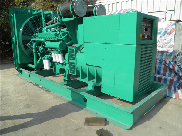 宁德出租发电机 发电机组厂家：柴油发电机组的控制屏的作用是什么？