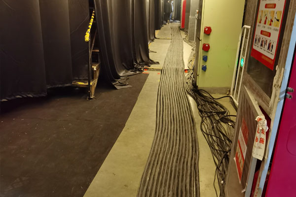 宁德柴油发电机组的输出电压可以调节到哪些范围？